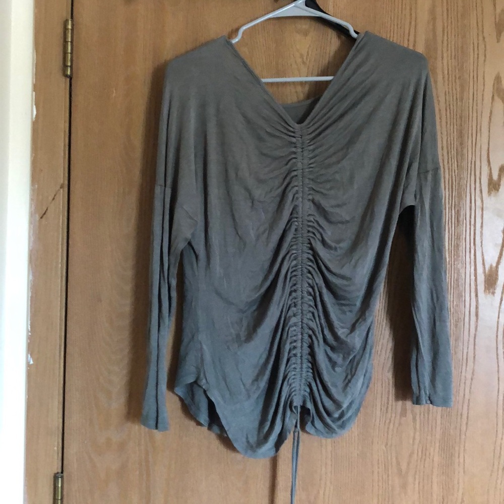 Charlotte Russe cute green shirt